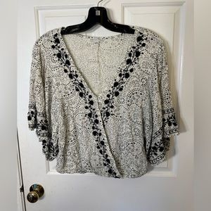 American Eagle Outfitters Black and White Blouse